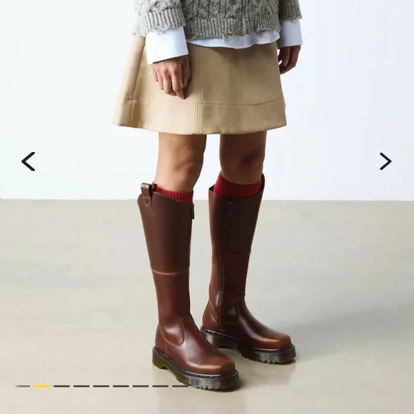 Dr. Martens Amaayah Hi Boots in brown - NWB - Picture 2 of 10